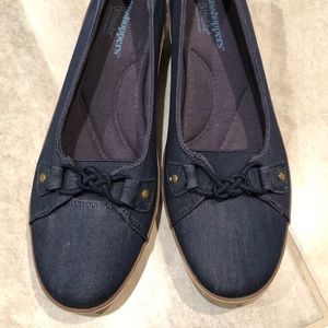 Navy Grasshoppers size 10